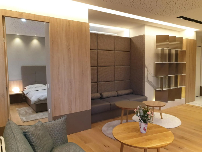 Apartment Royal Residence