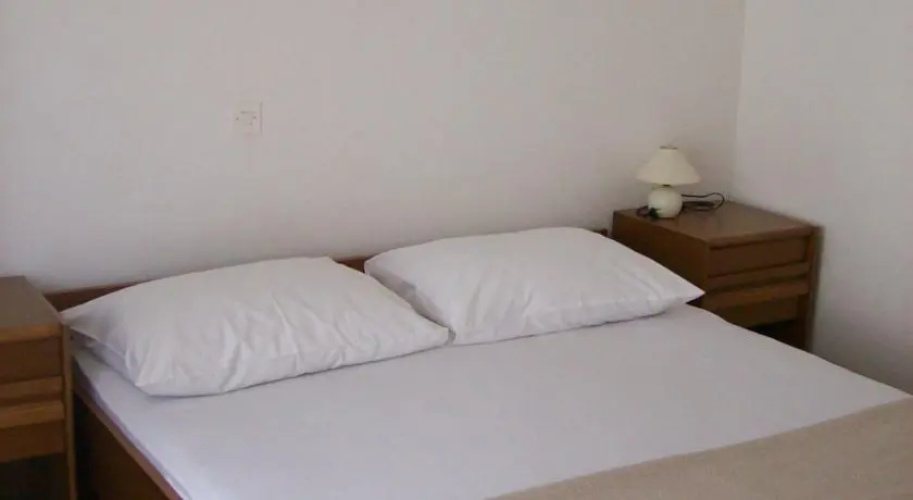 Rooms Milenko Opacak