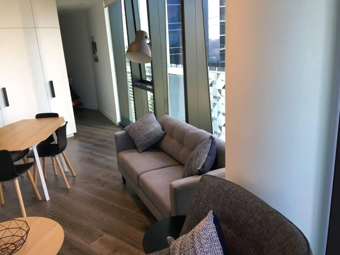 Docklands Select