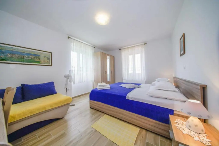 Apartment Nedjeljka - 200m from sea