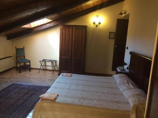 Economy Triple room