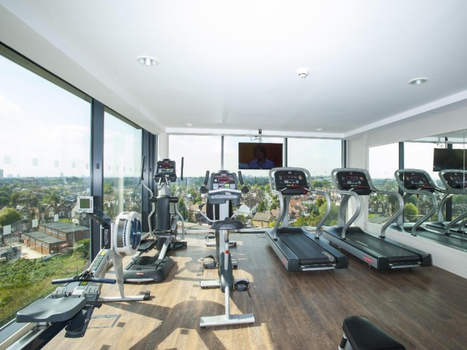 Holiday Inn London - West photo 21