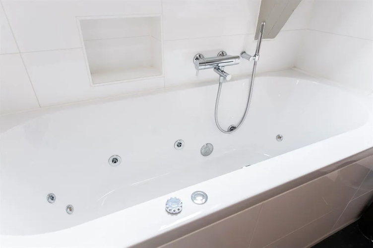 Cityden Canal Serviced Apartments