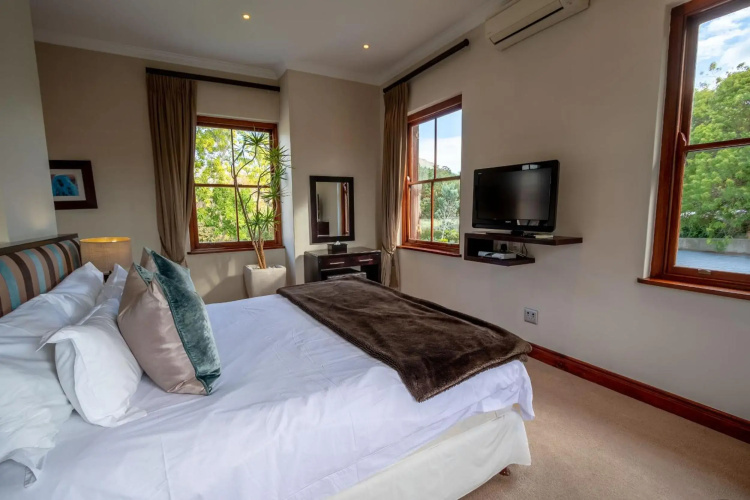 Nova Constantia Boutique Residence