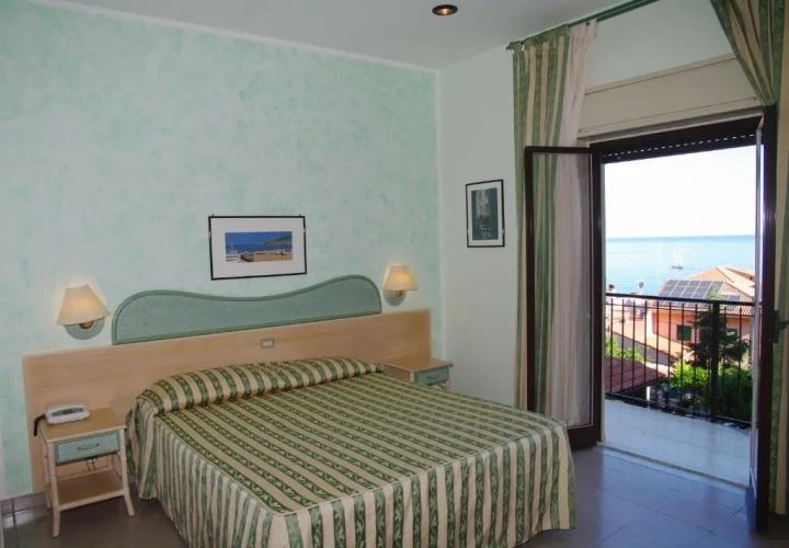 Standard Double room with balcony