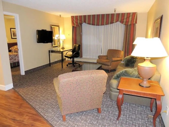 1 Bedroom Double Suite with water view