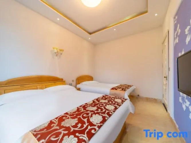 Deluxe Family Suite