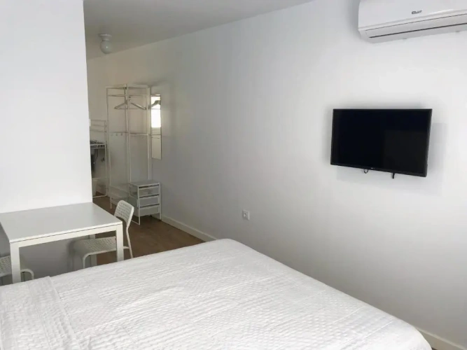 Standard Double Basement room