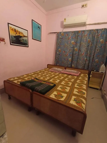 Urvashi Guest House