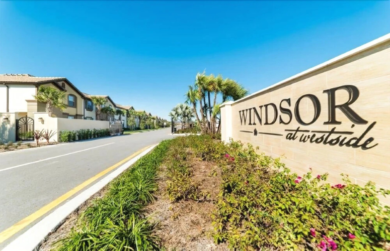 Windsor 5 Bed Townhouse w Splashpool - 3808WW