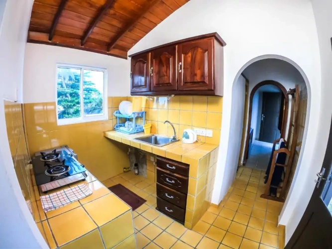 1 Bedroom Luxury Apartment with balcony and with sea view