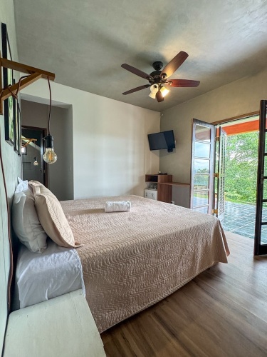 1 Bedroom Premium Suite with garden view