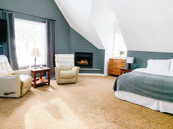 Deluxe Double Suite with garden view