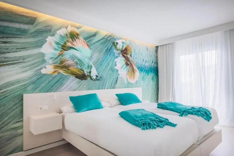 Family Suite with pool view