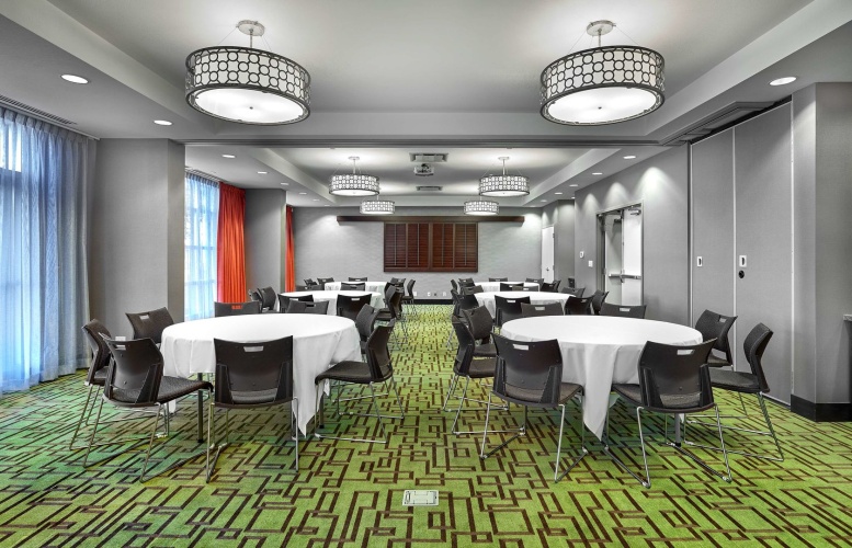 Hampton Inn by Hilton Calgary Airport North photo 16