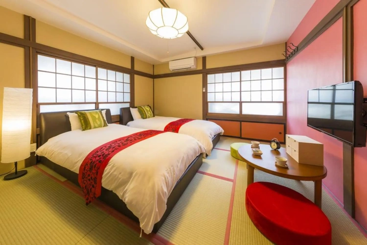 Standard Twin room