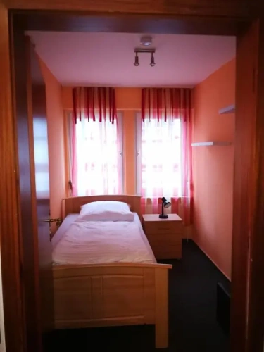3 Bedrooms Apartment