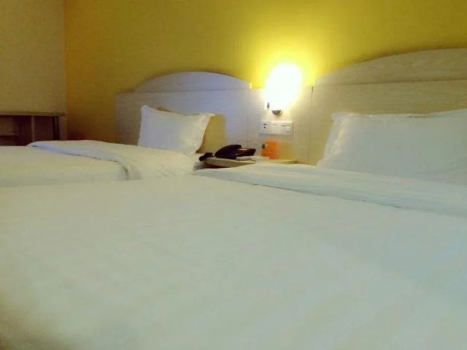 7 Days Inn Guomao Business Center