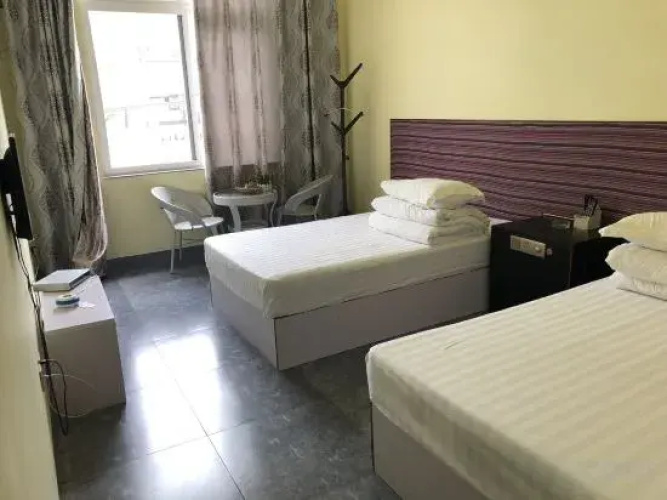 the bitty M graden hotel