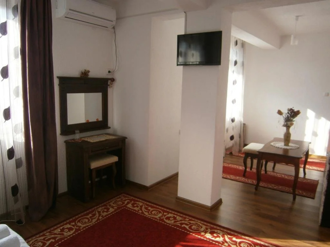 Petra Hotel