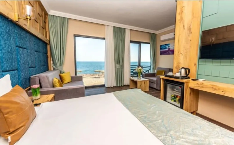 Deluxe room with balcony