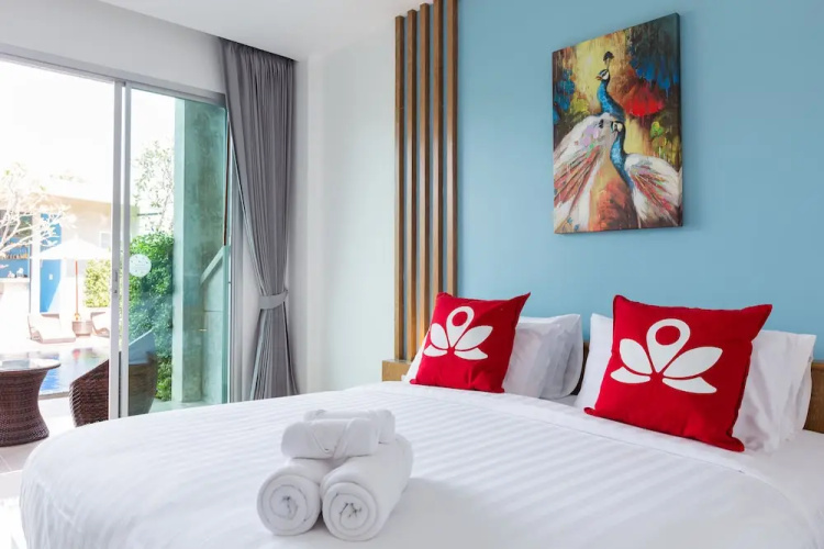 ZEN Rooms Takua Thung Road