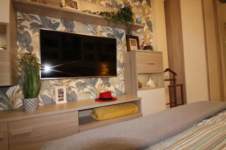 Cozy apt 10 mins walk from Poetto + terrace