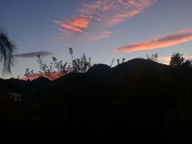 1 Bedroom Standard Apartment with balcony and with mountain view