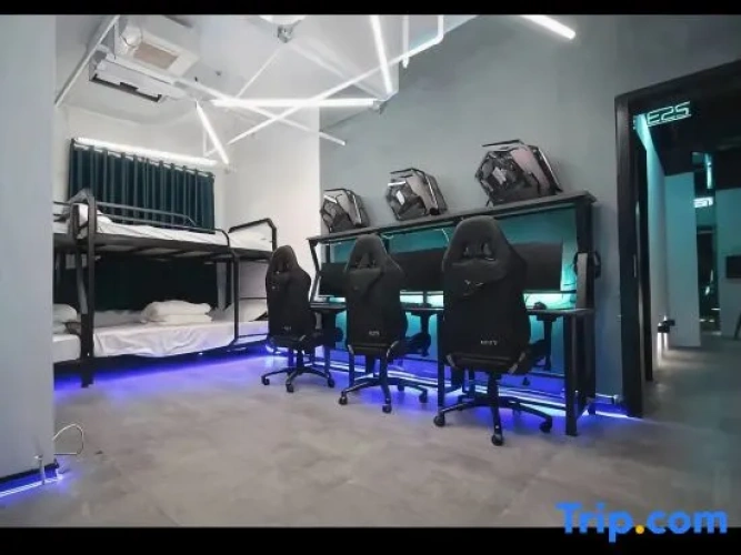 Standard Sextuple room
