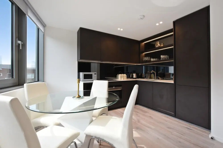 Hoxton by Servprop