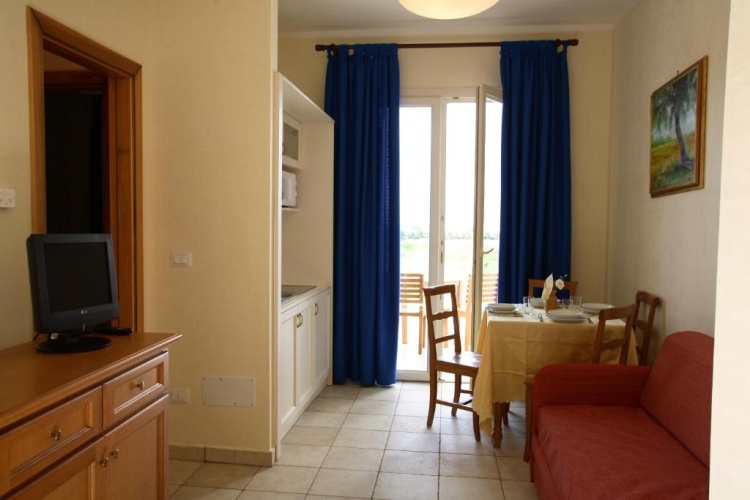 1 Bedroom Apartment