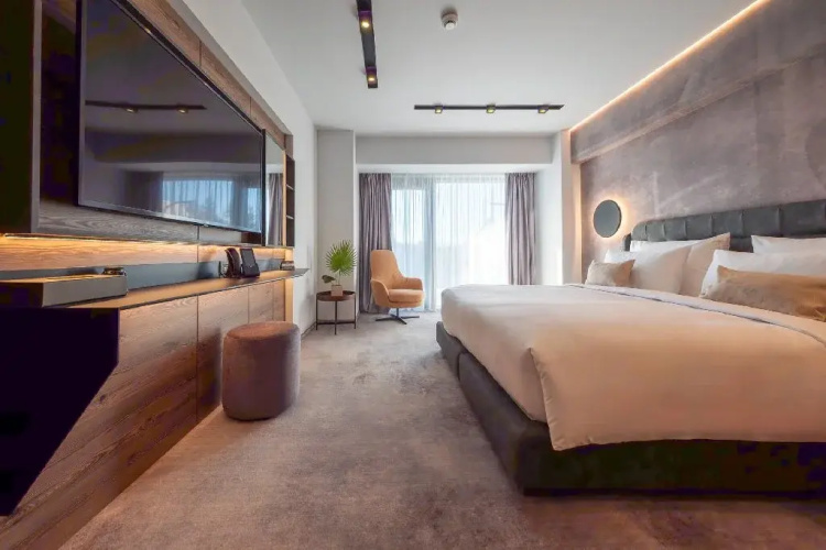 . Hotel SIMONA HALEP