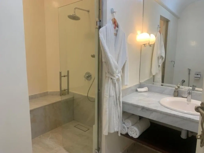 Deluxe Double Family Suite