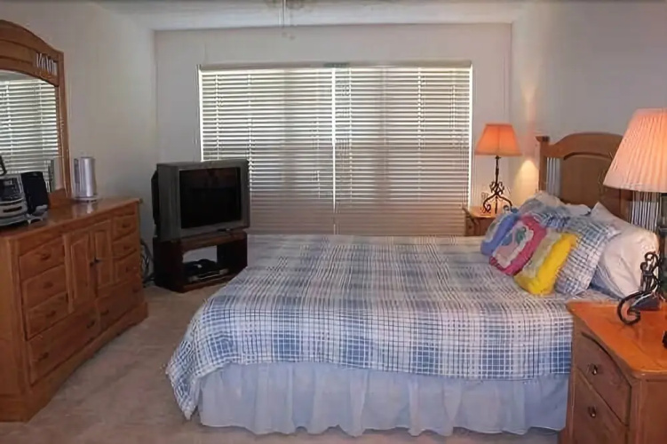 Seville 206 - 3 Br Condo