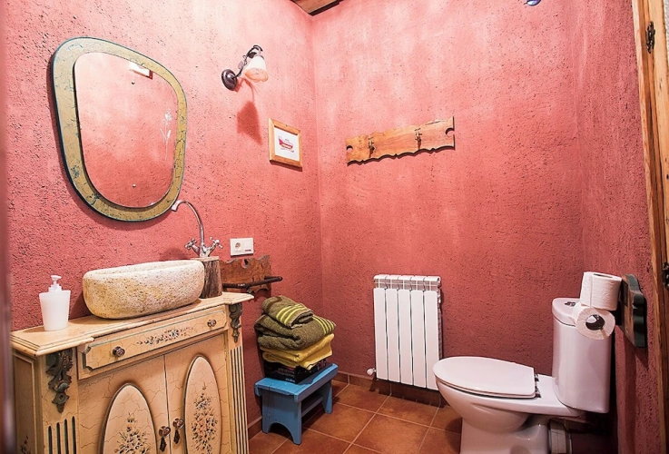 4 Bedrooms Family Cottage