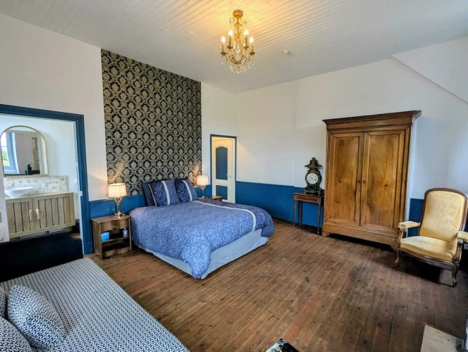 Deluxe Double room with city view