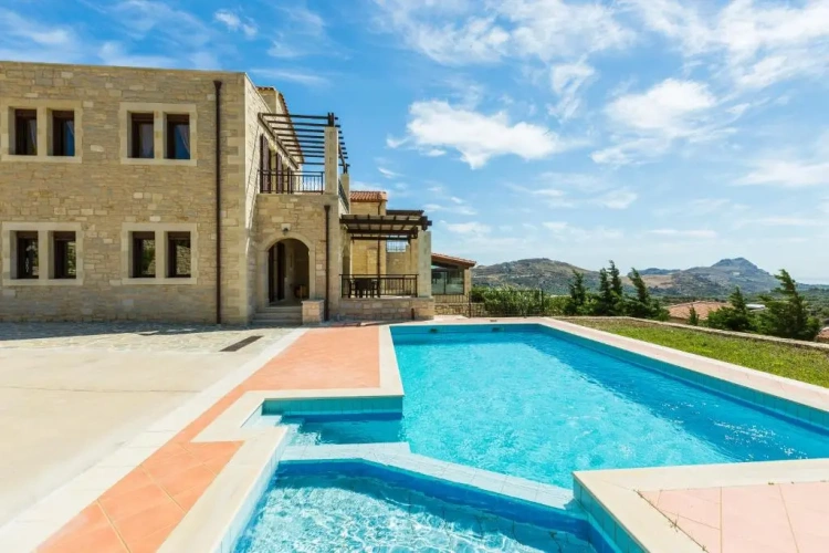 Deluxe Villa