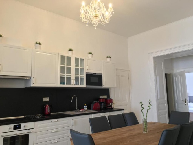Superior Apartment