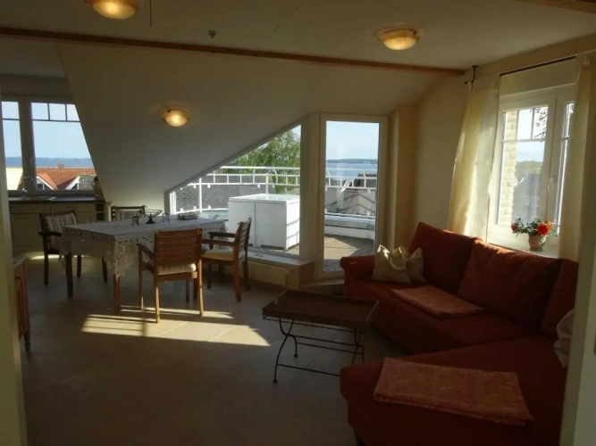 Apartment with balcony