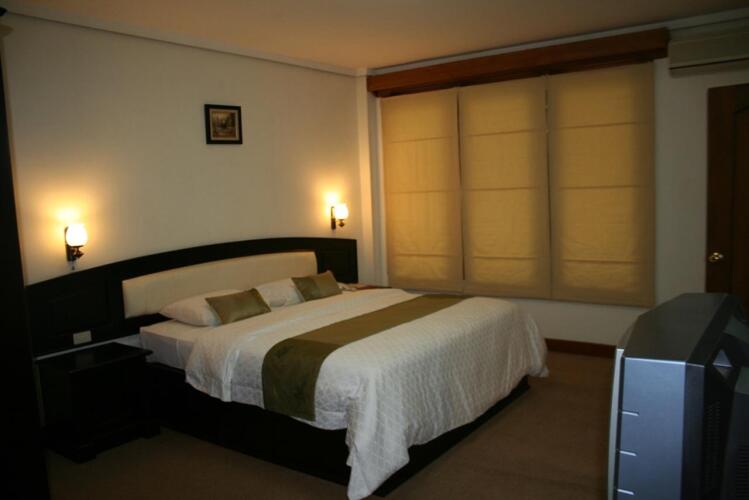 Athaya Hotel KendariOver view