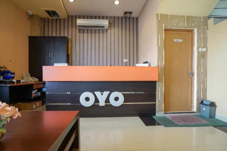 OYO 2255 Hotel Triantama