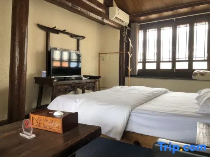 Classic Double room with courtyard view