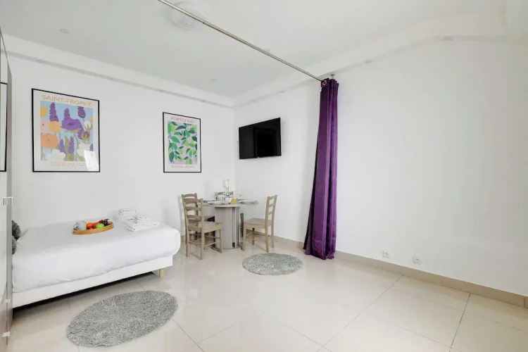 Charming Studio for 2 - Near Voltaire & 11th Arr. Town Hall, Paris