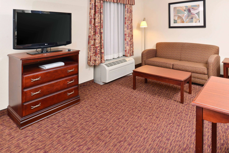 Hampton Inn & Suites Muncie