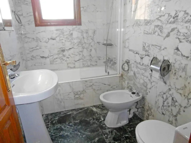 Apartment Alier