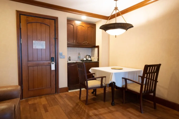 1 Bedroom Junior Suite with balcony