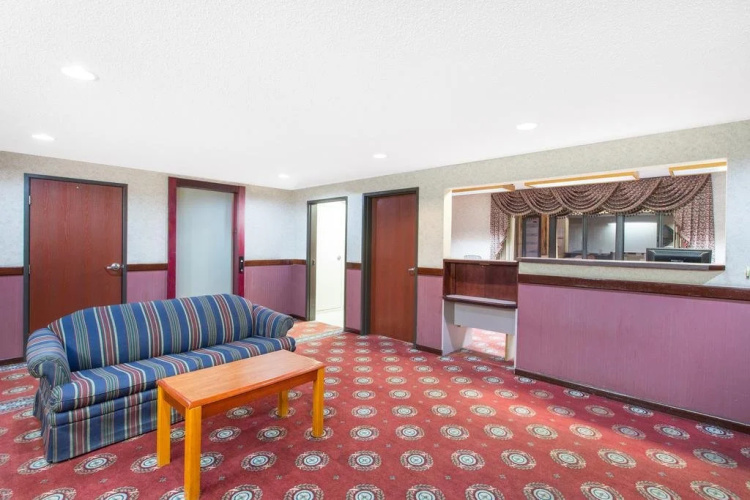 Rodeway Inn Effingham