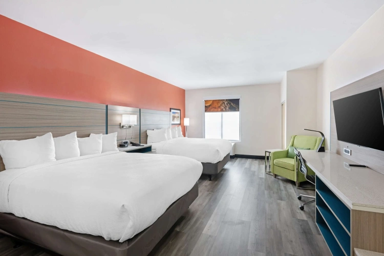 Standard Quadruple room