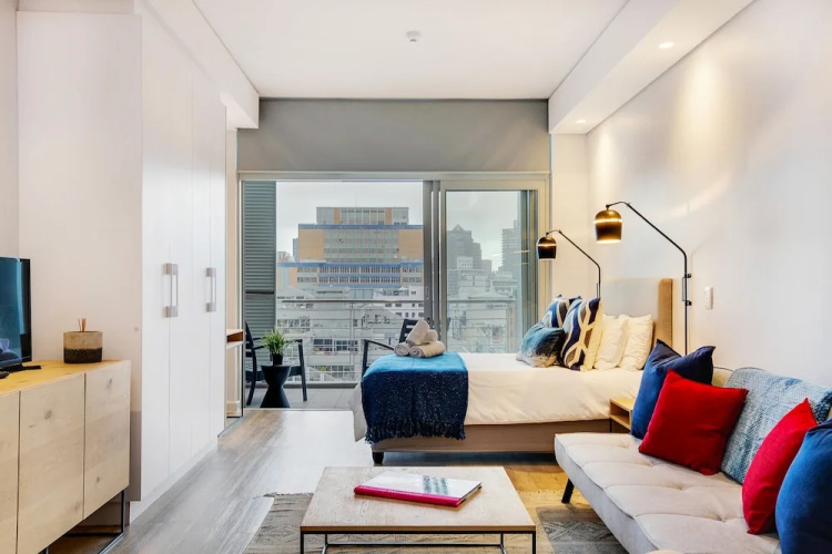 City View Balcony Apartment 908