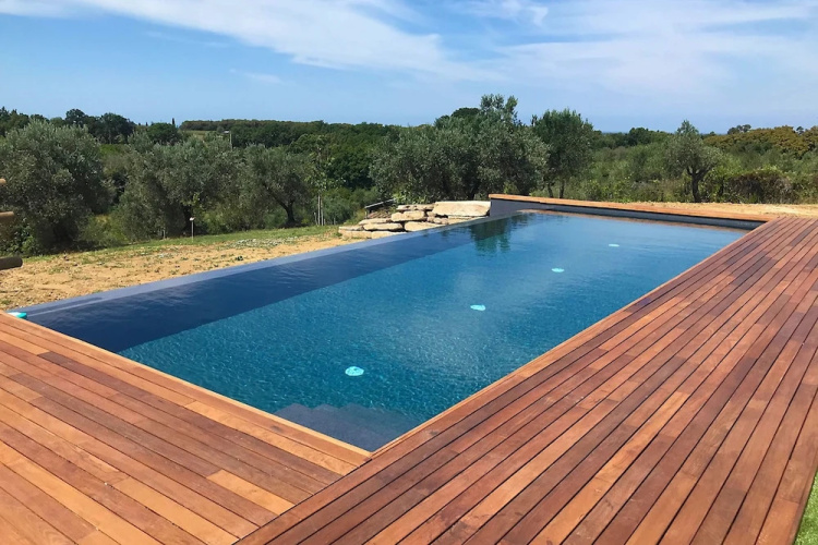 Villa Bibbona con Piscina